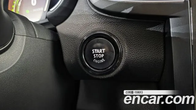 Renault QM6 2017 thumb 8