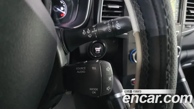 Renault QM6 2017 thumb 9
