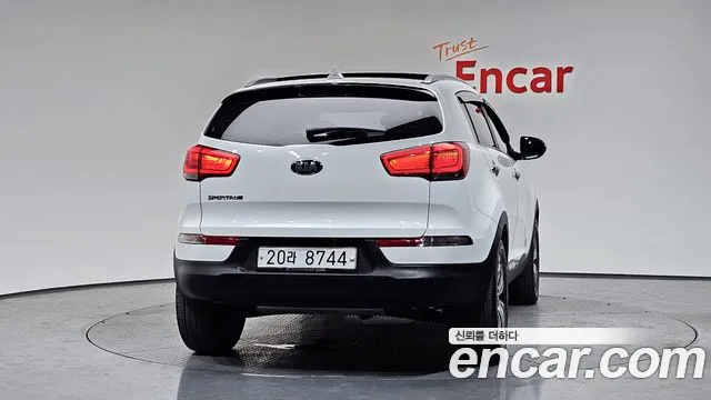 Kia Sportage 2013 thumb 8