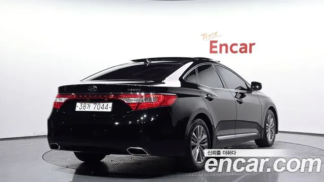 Hyundai Grandeur 2015 thumb 12