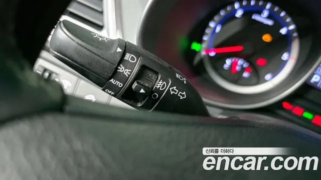 Hyundai Санта Фе 2014 thumb 10