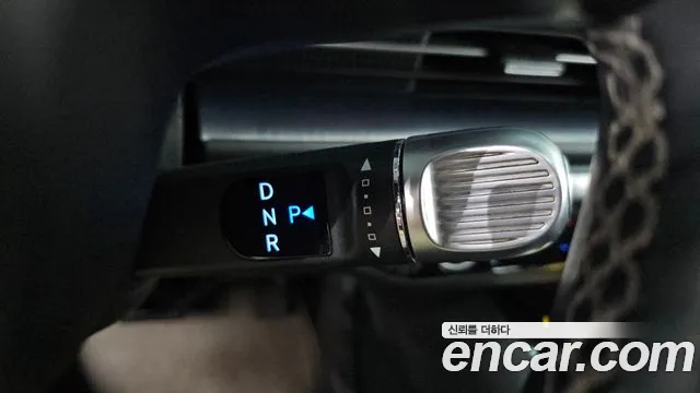 Hyundai Ioniq6 2023 thumb 10