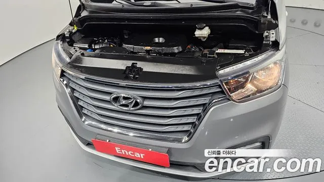 Hyundai Staria 2019 thumb 11