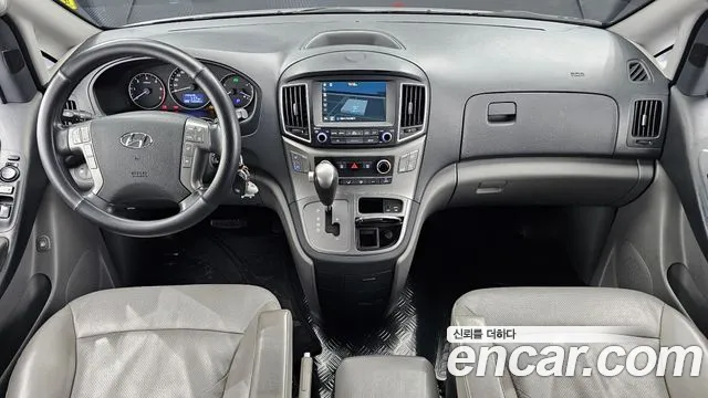 Hyundai Staria 2019 thumb 12