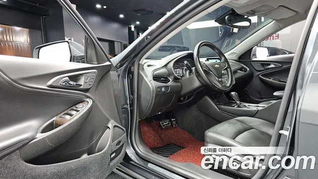 Chevrolet Malibu 2018 thumb 4
