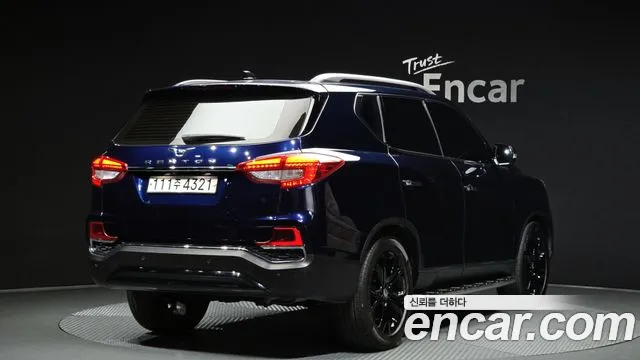 KGM Rexton 2017 thumb 10