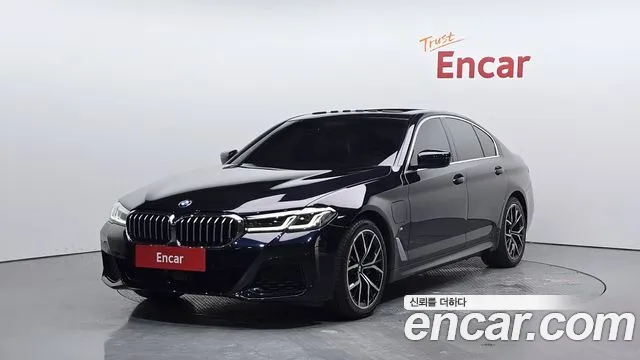 BMW 5 серии 2021 thumb 10