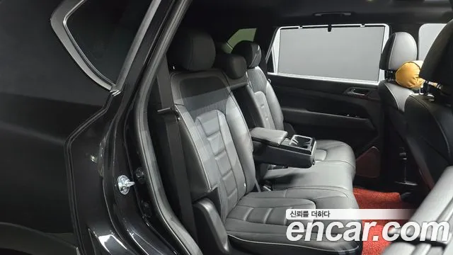 KGM Rexton 2023 thumb 3