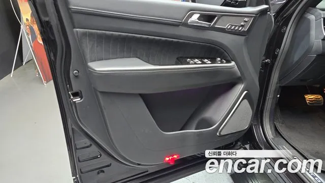 KGM Rexton 2023 thumb 7
