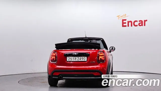 Mini Cooper Convertible 2024 thumb 7