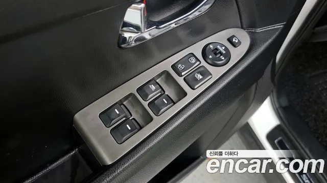 Kia Sportage 2013 thumb 10