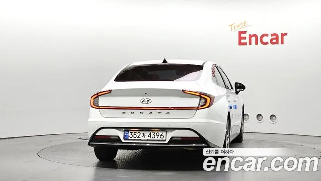 Hyundai Sonata 2022 thumb 4