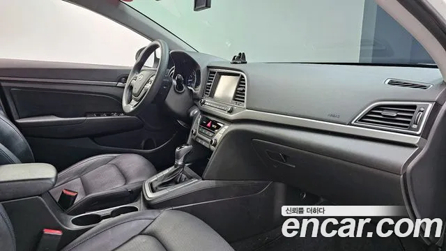 Hyundai Avante 2017 thumb 7