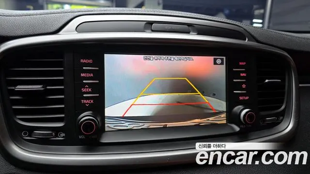 Kia Sorento 2017 thumb 9