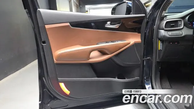 Kia Sorento 2017 thumb 4