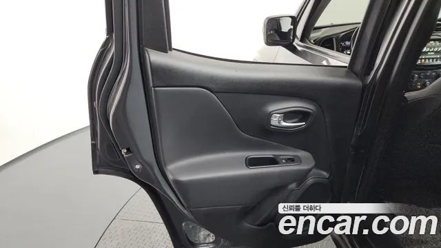 Jeep Renegade 2020 thumb 11