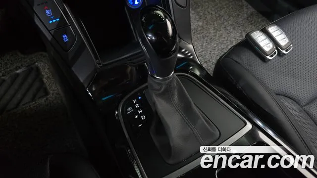 Hyundai i40 2015 thumb 9