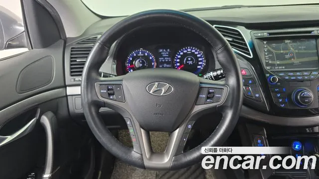 Hyundai i40 2015 thumb 5