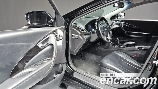 Hyundai Grandeur 2015 thumb 3