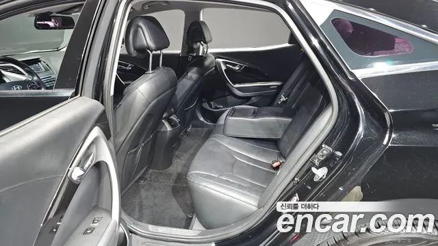 Hyundai Grandeur 2015 thumb 2