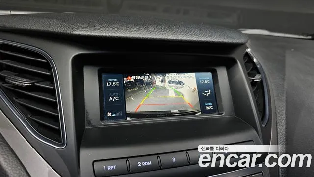 Hyundai Grandeur 2015 thumb 11