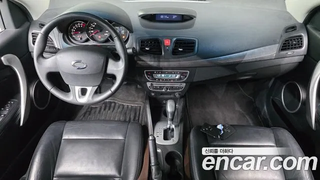 Renault SM3 2010 thumb 6