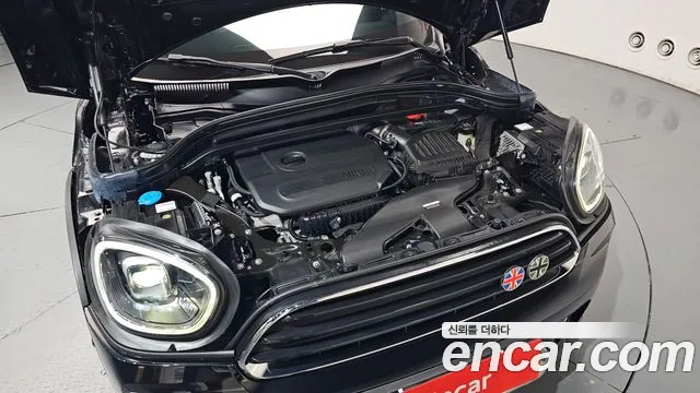 Mini Cooper Countryman 2024 thumb 2
