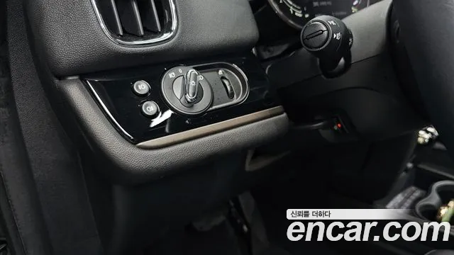 Mini Cooper Countryman 2024 thumb 6