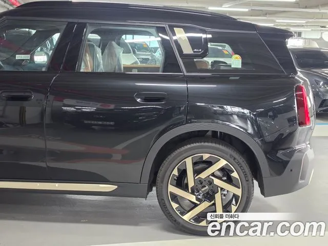 Mini Cooper 2026 thumb 10