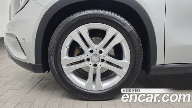 Mercedes-Benz A-Класс 2016 thumb 2