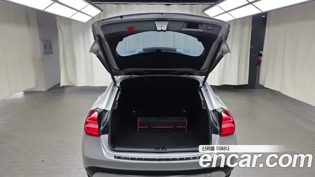 Mercedes-Benz A-Класс 2016 thumb 10