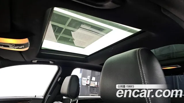 Mercedes-Benz E-Class 2015 thumb 4