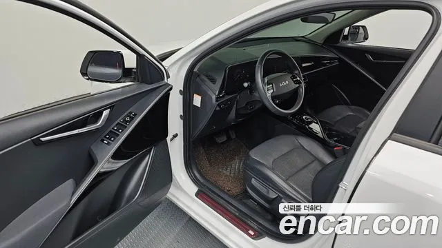 Kia EV 2022 thumb 4