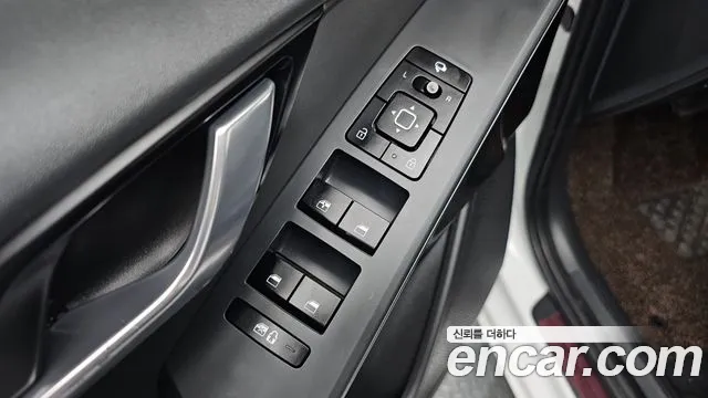 Kia EV 2022 thumb 3