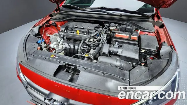 Hyundai Elantra 2018 thumb 3