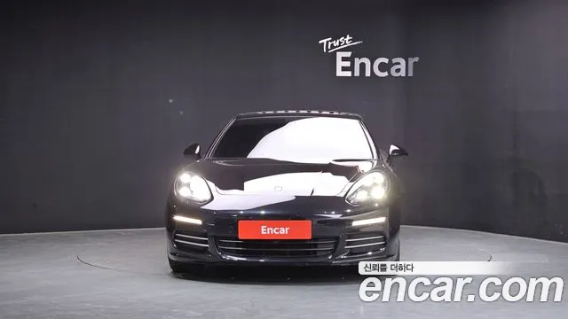 Porsche Panamera 2014 thumb 12