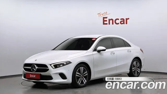 Mercedes-Benz A-Class 2021 thumb 9