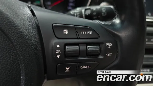 Kia Carnival 2020 thumb 5