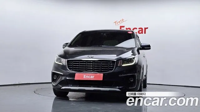 Kia Carnival 2018 thumb 4