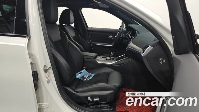 BMW 3 серии 2021 thumb 9