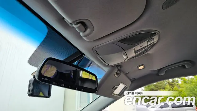 Hyundai DM 2014 thumb 10