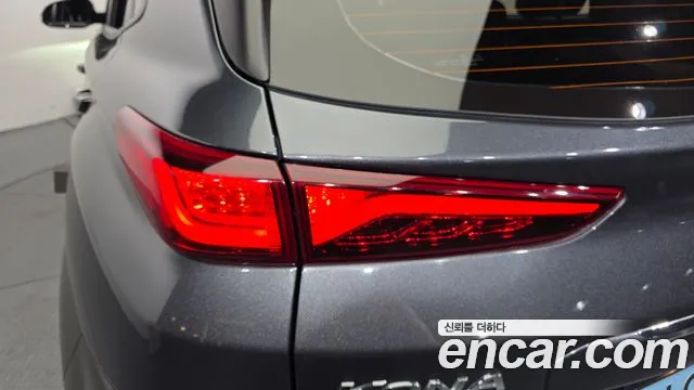 Hyundai Kona 2021 thumb 6