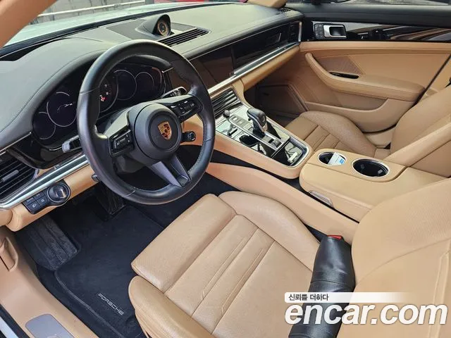 Porsche Panamera 2022 thumb 3