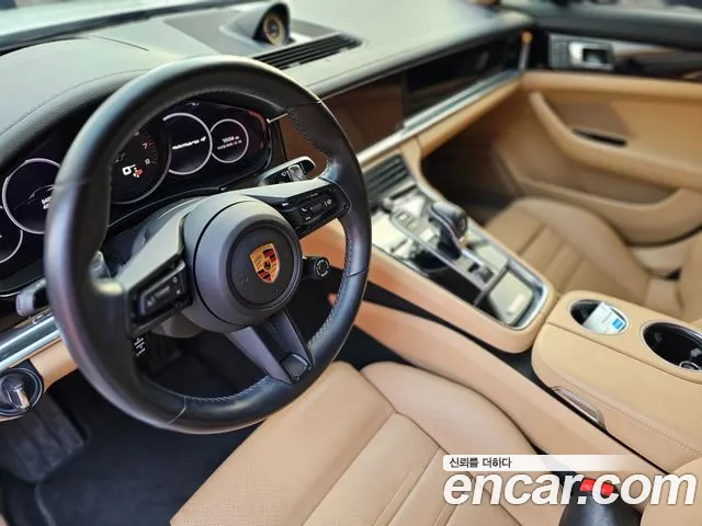 Porsche Panamera 2022 thumb 4