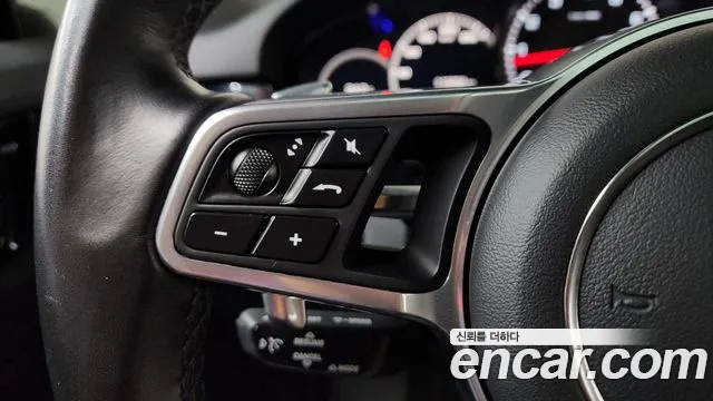Porsche Cayenne 2020 thumb 7