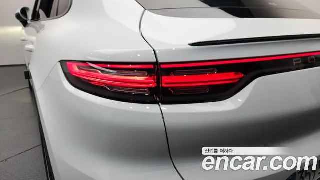Porsche Cayenne 2020 thumb 11