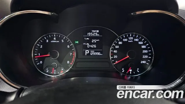 Kia K3 2014 thumb 8