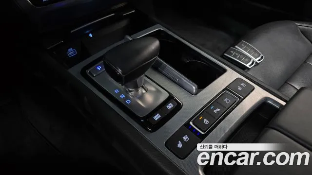 Genesis G80 2018 thumb 8