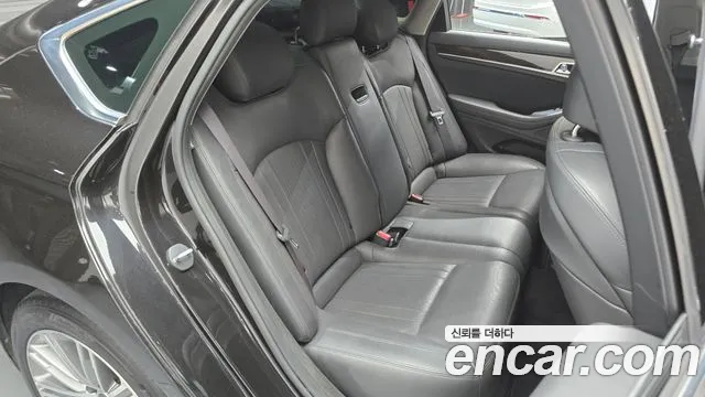 Genesis G80 2018 thumb 10