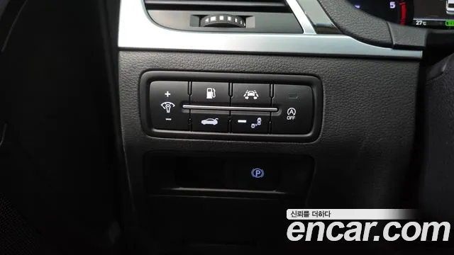 Genesis G80 2018 thumb 9